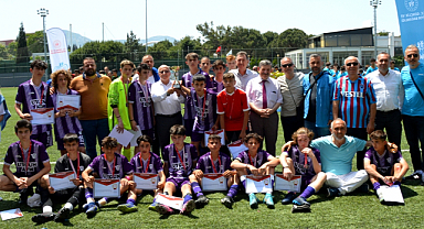 Trabzon Yol İş Sendikası Ortaokulu, Şampiyonadan madalya ile döndü