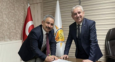 Gazeteci Sinan Burhan, AK Parti'den Kayseri Milletvekili Aday Adayı