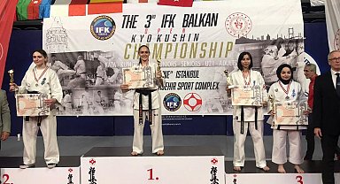 Balkanlarda Yıldırım rüzgârı