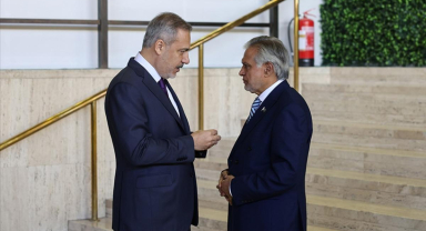 Dışişleri Bakanı Fidan, Pakistanlı mevkidaşı Dar ile görüştü