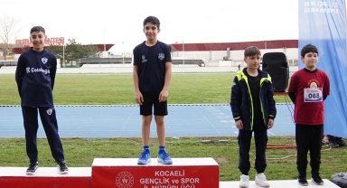 Kocaeli Çayırova'ya atletizmde 2 madalya geldi