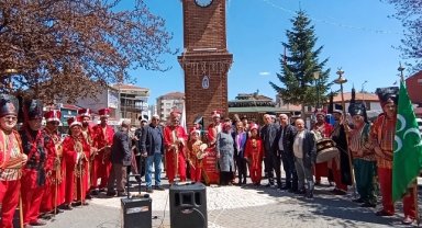 Pazaryeri'nden CHP'li vekillere mehterli gönderme